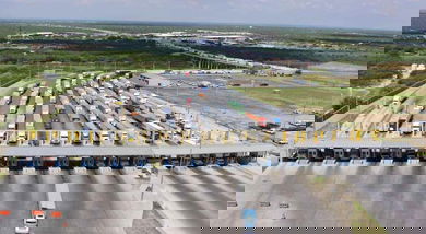 U.S.-Mexico freight dynamics in times of contracting capacity (Photo: U.S. Customs and Border Protection)