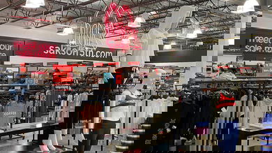 Saks to spin off its e-commerce business